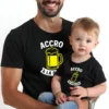 Tee shirt assortis poru père et fils : accro a la bière pour papa et accro au biberon pour bébé