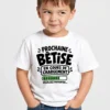 T-shirt enfant prochaine bêtise en cours de chargement porté par un garçon avec un message humoristique.