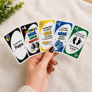 Carte UNO annonce grossesse façon jeu de cartes avec plusieurs modèles pour annoncer l’arrivée de bébé