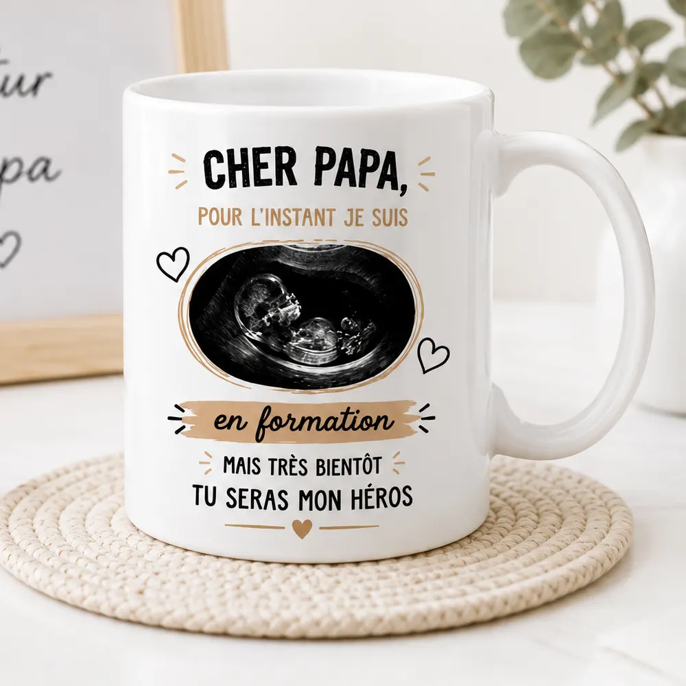 Mug futur papa avec échographie personnalisée et message “Pour l’instant je suis en formation”
