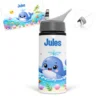 Gourde baleine personnalisée avec prénom dans un décor marin coloré avec poissons, coquillages et coraux
