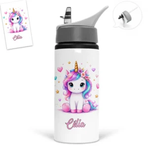 Gourde licorne personnalisée avec le prénom Célia et une licorne colorée entourée de cœurs et d’étoiles
